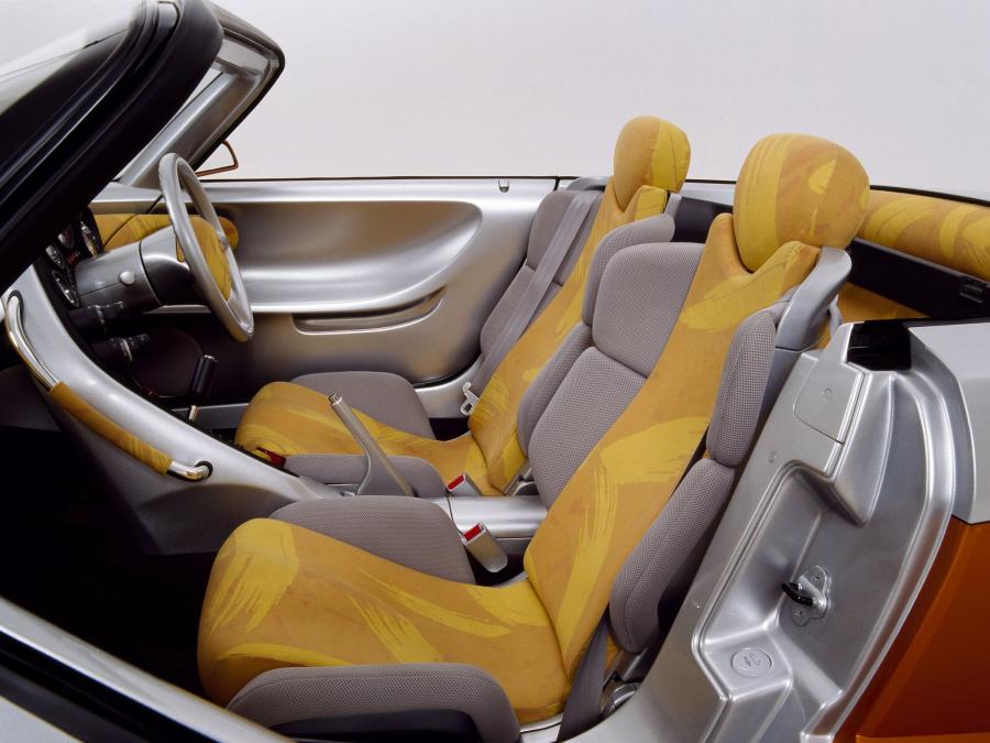  Nissan AA-X Concept 1995 года  (фото 6 из 9)